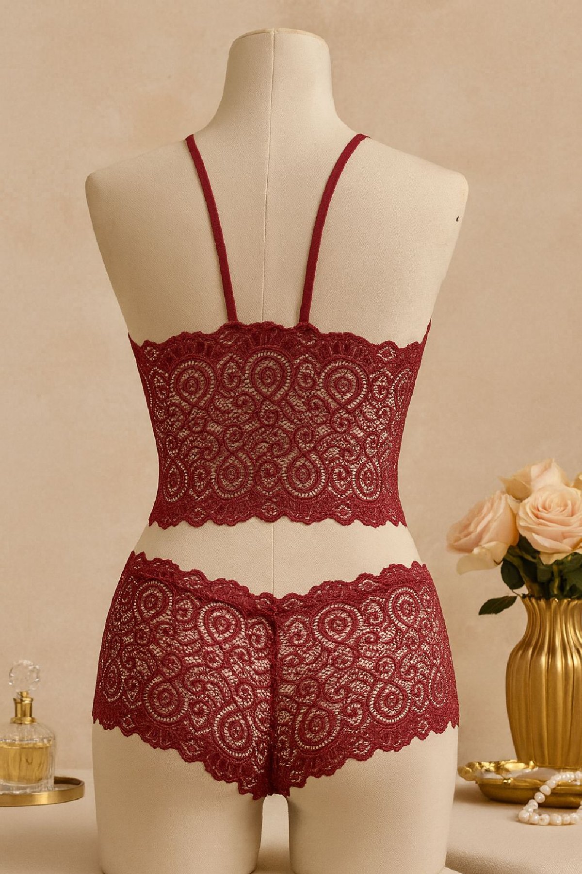 Kadın Bordo Dantel Bralet Şort Takımı – Asil ve Sofistike İç Giyim — görsel 4