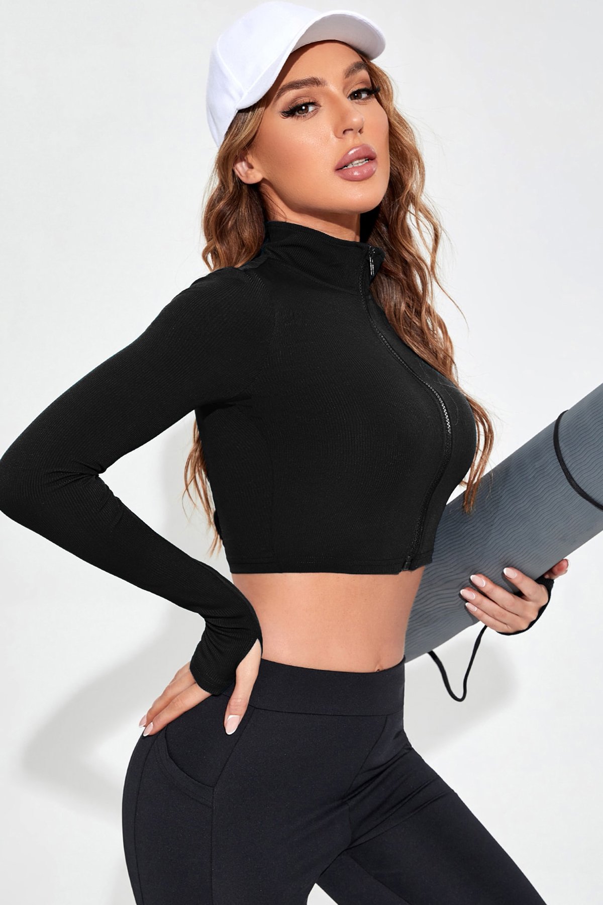 Kadın Siyah Uzun Kol Fermuarlı Parmak Geçme Detaylı Dik Yaka Crop Top Bluz — görsel 3